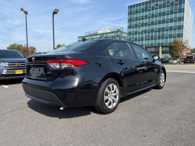 Toyota Corolla LE CVT (Natl) 2021