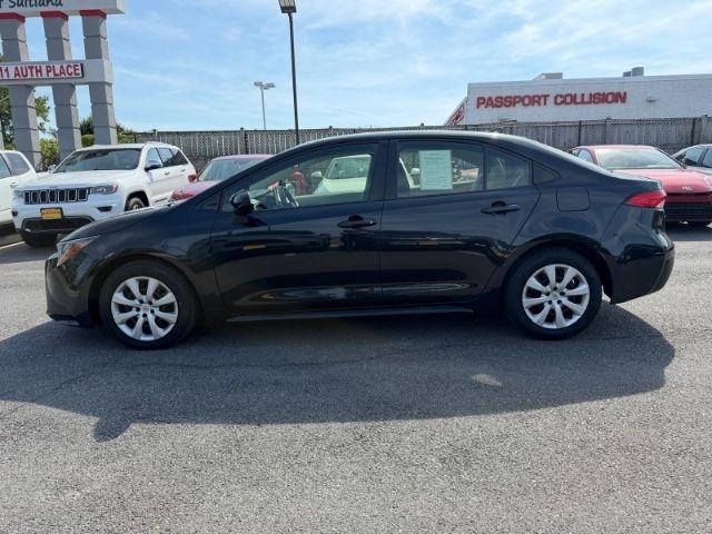 Toyota Corolla LE CVT (Natl) 2021
