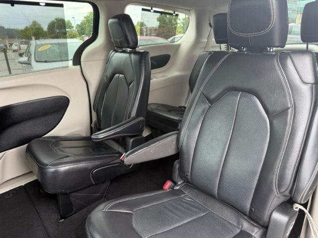 Chrysler Pacifica Touring L FWD 2022