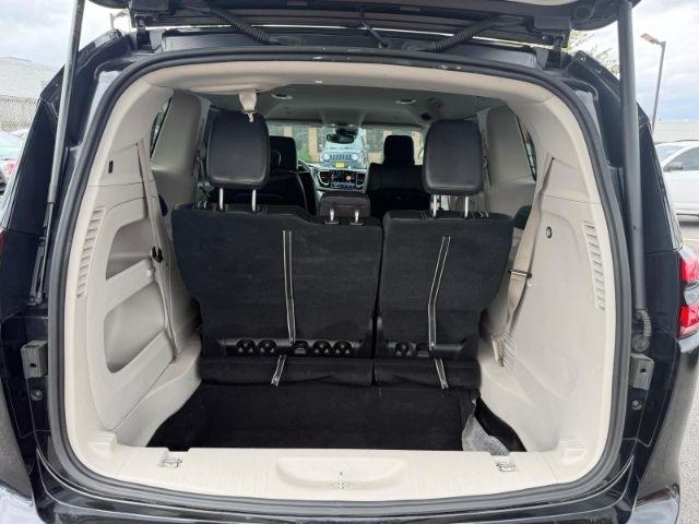 Chrysler Pacifica Touring L FWD 2022