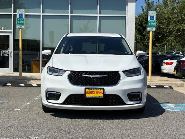 Chrysler Pacifica Hybrid Touring L FWD 2023