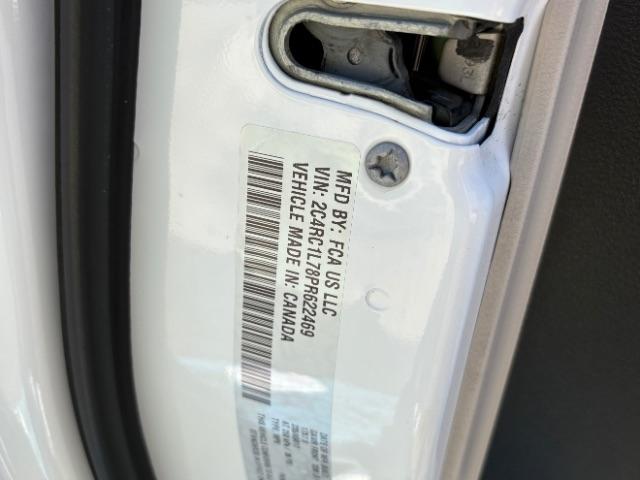 Chrysler Pacifica Hybrid Touring L FWD 2023