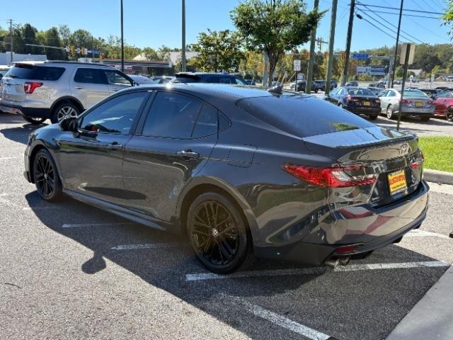 Toyota Camry XLE (Natl) 2025
