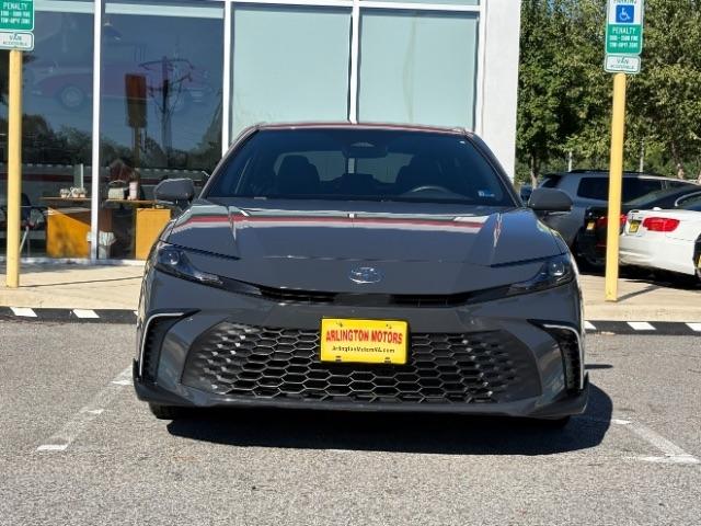 Toyota Camry XLE (Natl) 2025