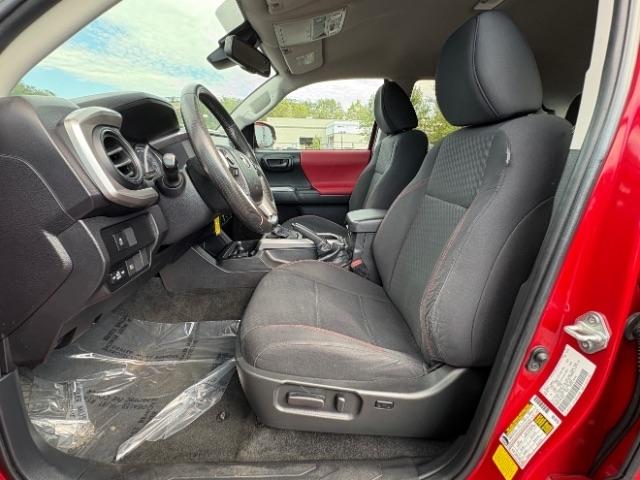 Toyota Tacoma 2WD TRD Off Road Double Cab 5' Bed V6 AT (Natl) 2022