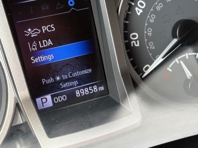 Toyota Tacoma 2WD TRD Off Road Double Cab 5' Bed V6 AT (Natl) 2022
