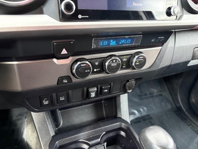 Toyota Tacoma 2WD TRD Off Road Double Cab 5' Bed V6 AT (Natl) 2022