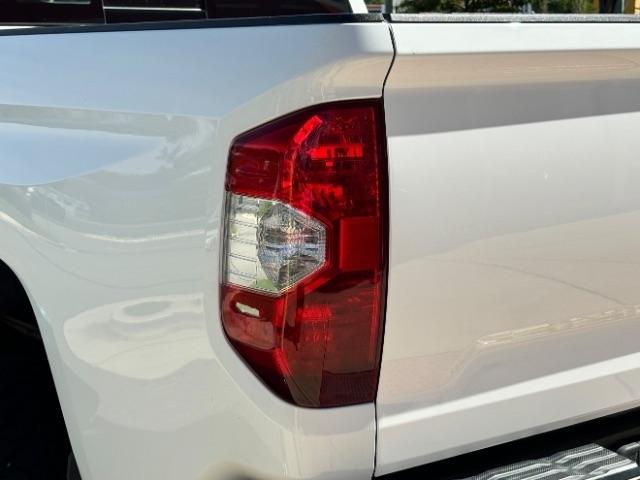 Toyota Tundra 2WD SR5 Double Cab 6.5' Bed 5.7L (Natl) 2021