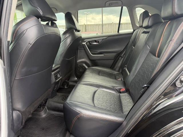 Toyota RAV4 TRD Off Road AWD (Natl) 2021