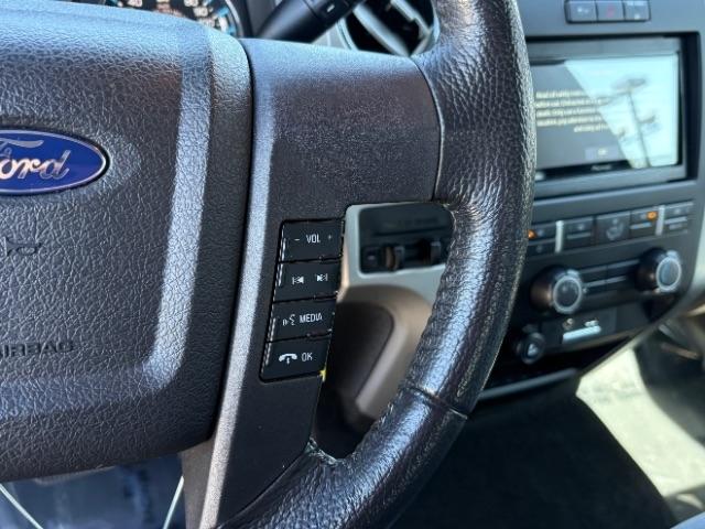 Ford F-150 2WD SuperCrew 145" Platinum 2011