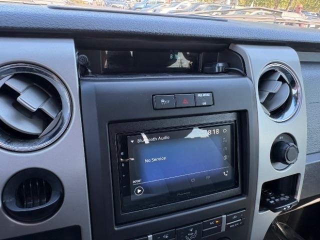 Ford F-150 2WD SuperCrew 145" Platinum 2011