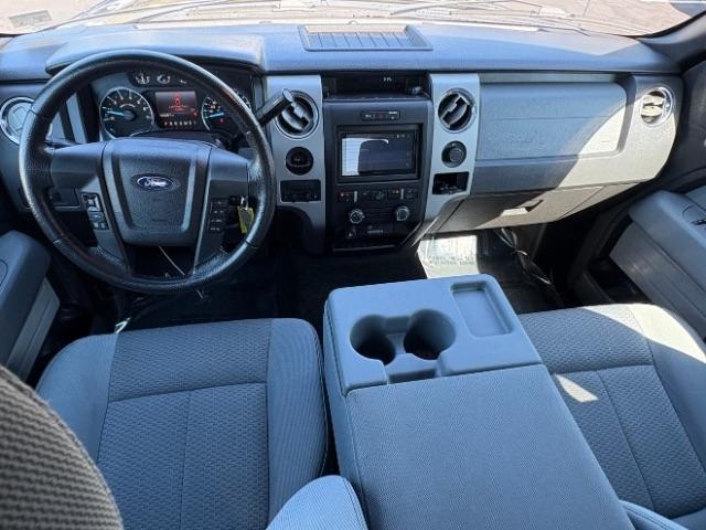 Ford F-150 2WD SuperCrew 145" Platinum 2011