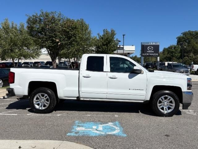 Chevrolet Silverado 1500 4WD Double Cab 143.5" LT w/1LT 2017
