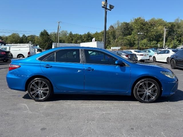 Toyota Camry 4dr Sdn I4 Auto SE w/Special Edition Pkg (Natl) 2016