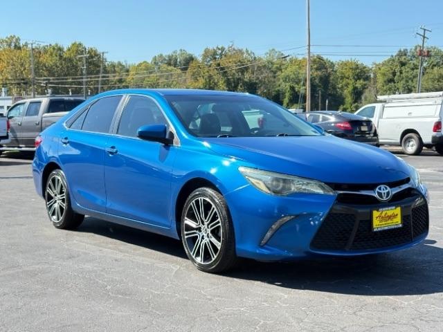 Toyota Camry 4dr Sdn I4 Auto SE w/Special Edition Pkg (Natl) 2016