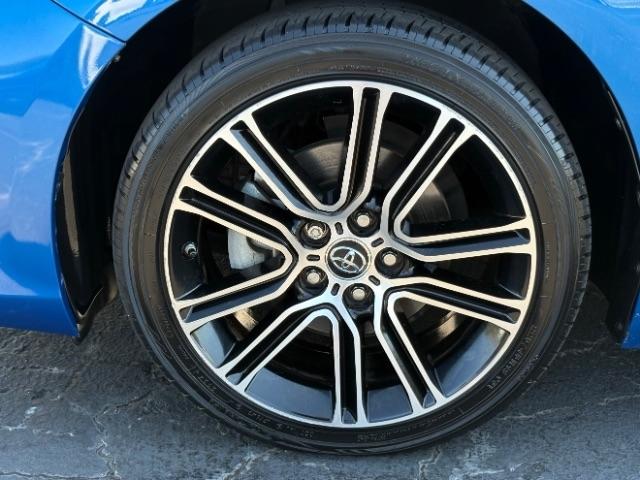 Toyota Camry 4dr Sdn I4 Auto SE w/Special Edition Pkg (Natl) 2016