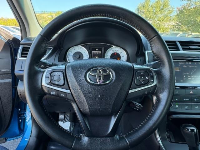 Toyota Camry 4dr Sdn I4 Auto SE w/Special Edition Pkg (Natl) 2016