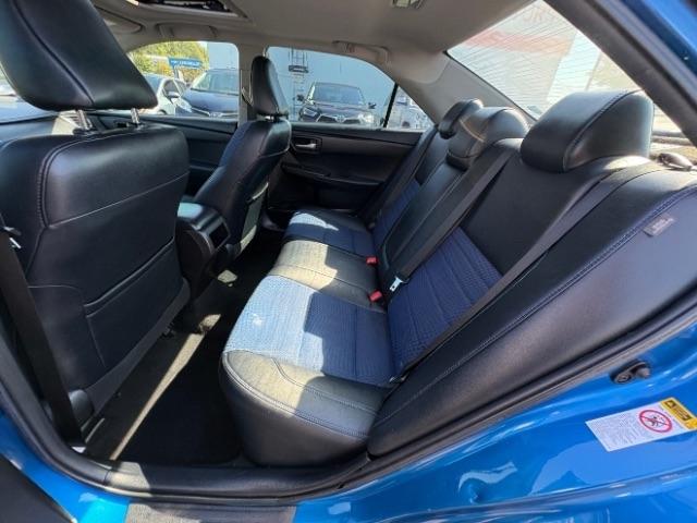 Toyota Camry 4dr Sdn I4 Auto SE w/Special Edition Pkg (Natl) 2016