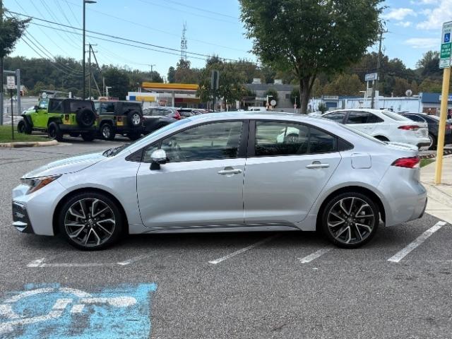 Toyota Corolla SE Nightshade CVT (Natl) 2022