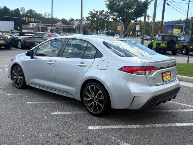 Toyota Corolla SE Nightshade CVT (Natl) 2022