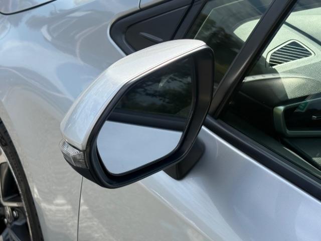 Toyota Corolla SE Nightshade CVT (Natl) 2022