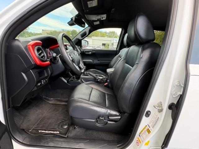Toyota Tacoma 2WD TRD Off Road Double Cab 5' Bed V6 AT (Natl) 2019