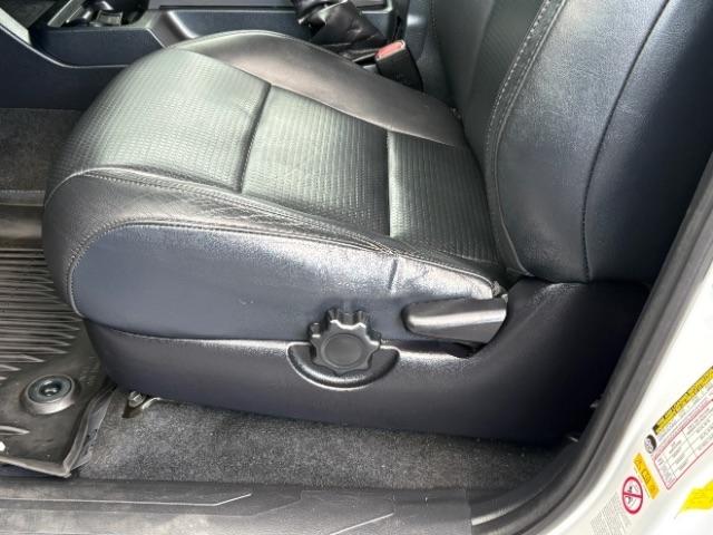 Toyota Tacoma 2WD TRD Off Road Double Cab 5' Bed V6 AT (Natl) 2019