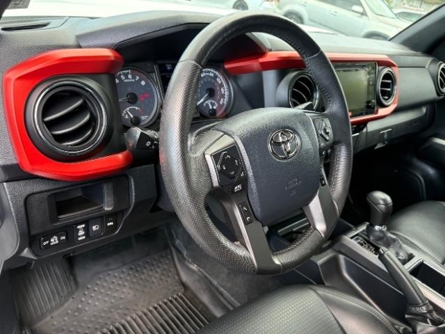 Toyota Tacoma 2WD TRD Off Road Double Cab 5' Bed V6 AT (Natl) 2019
