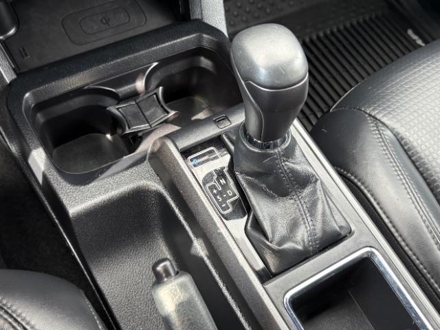 Toyota Tacoma 2WD TRD Off Road Double Cab 5' Bed V6 AT (Natl) 2019