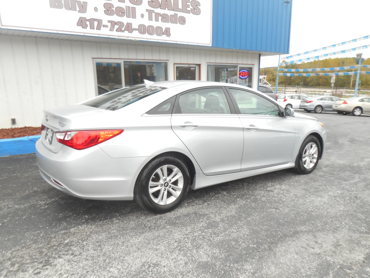 Hyundai Sonata 4dr Sdn 2.4L Auto GLS 2013 Hyundai Sonata 4dr Sdn 2.4L Auto GLS 2013