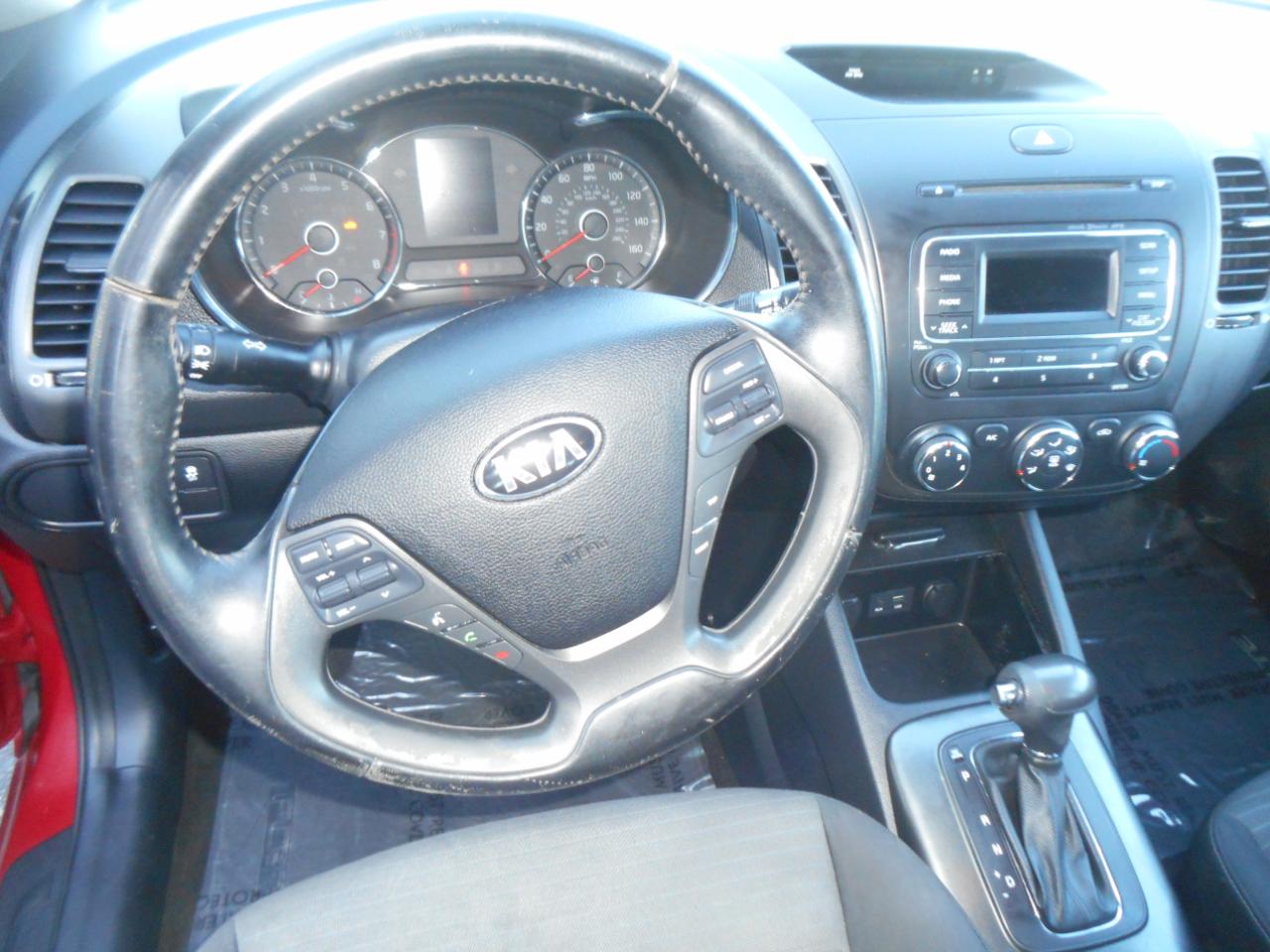 Kia Forte 4dr Sdn Auto LX 2015