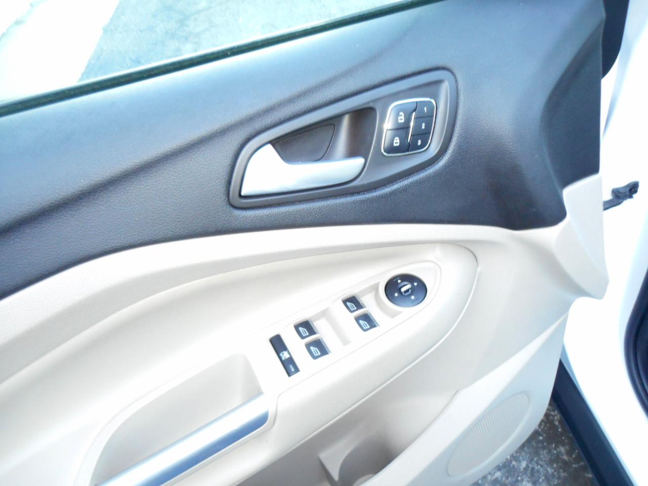 Ford Escape FWD 4dr SEL 2013