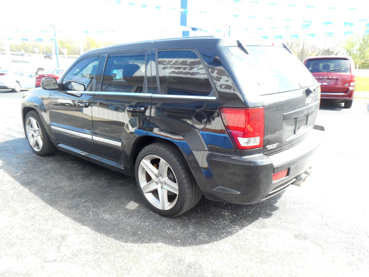 Jeep Grand Cherokee 4WD 4dr SRT8 2010