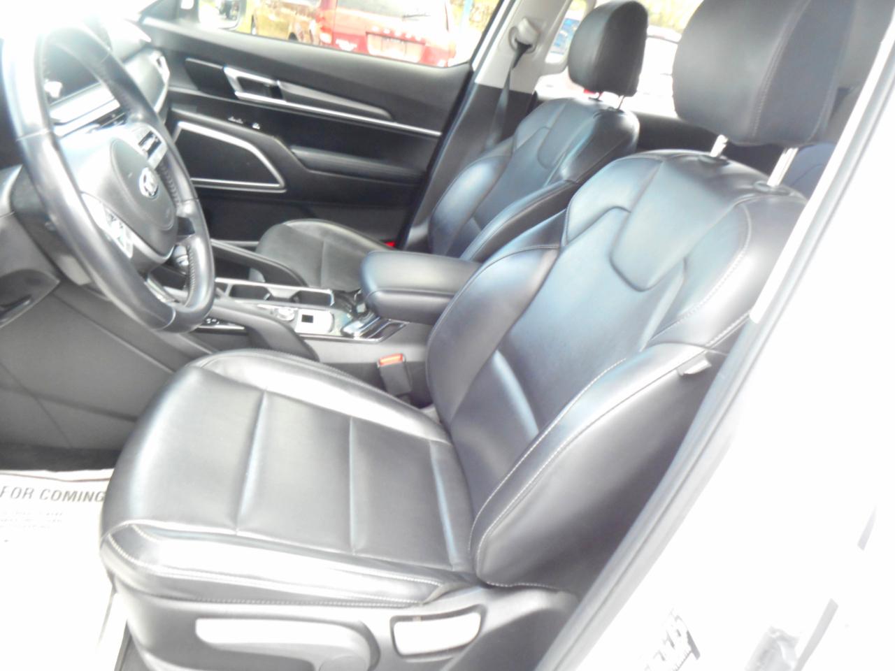 Kia Telluride LX FWD 2020