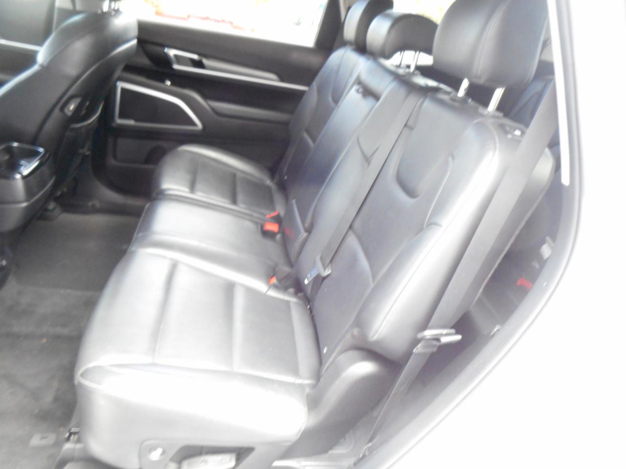 Kia Telluride LX FWD 2020