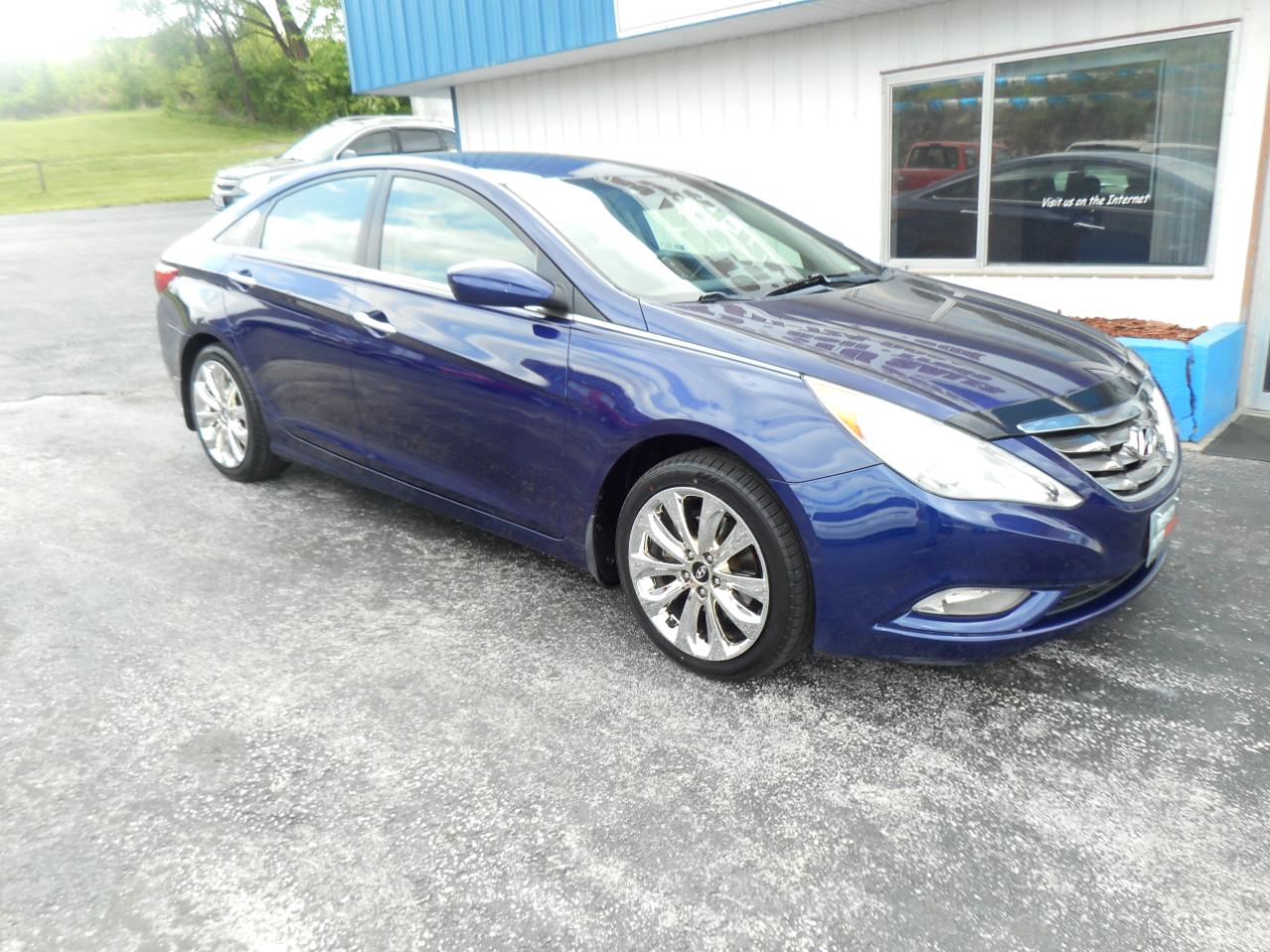 Hyundai Sonata 4dr Sdn 2.4L Auto SE 2011