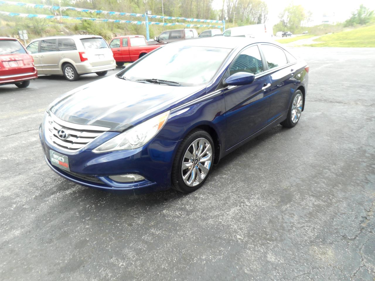 Hyundai Sonata 4dr Sdn 2.4L Auto SE 2011