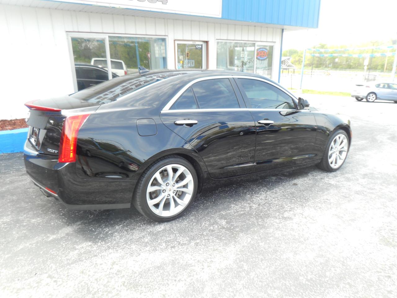 Cadillac ATS 4dr Sdn 2.0L Performance RWD 2013