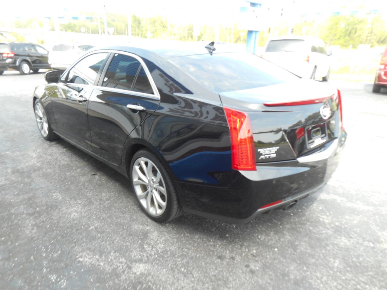 Cadillac ATS 4dr Sdn 2.0L Performance RWD 2013