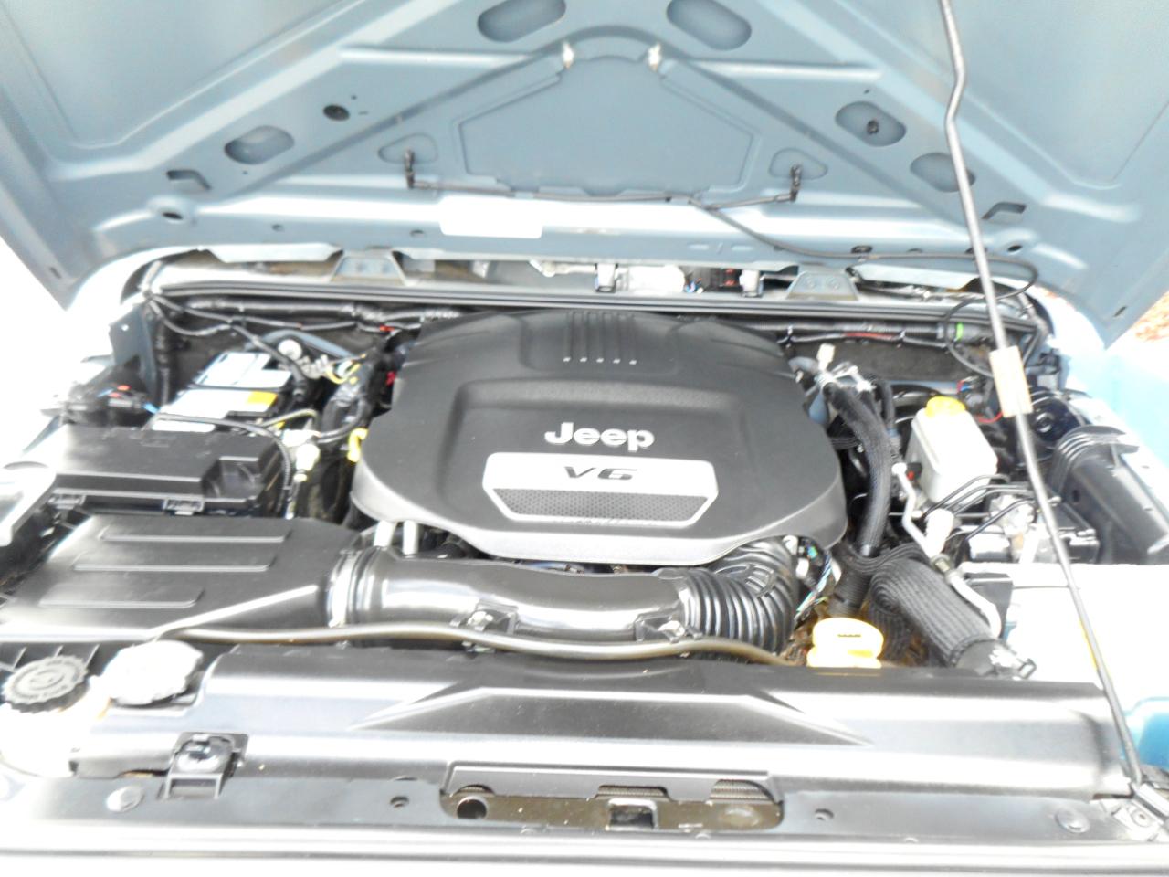 Jeep Wrangler 4WD 2dr Sport 2015