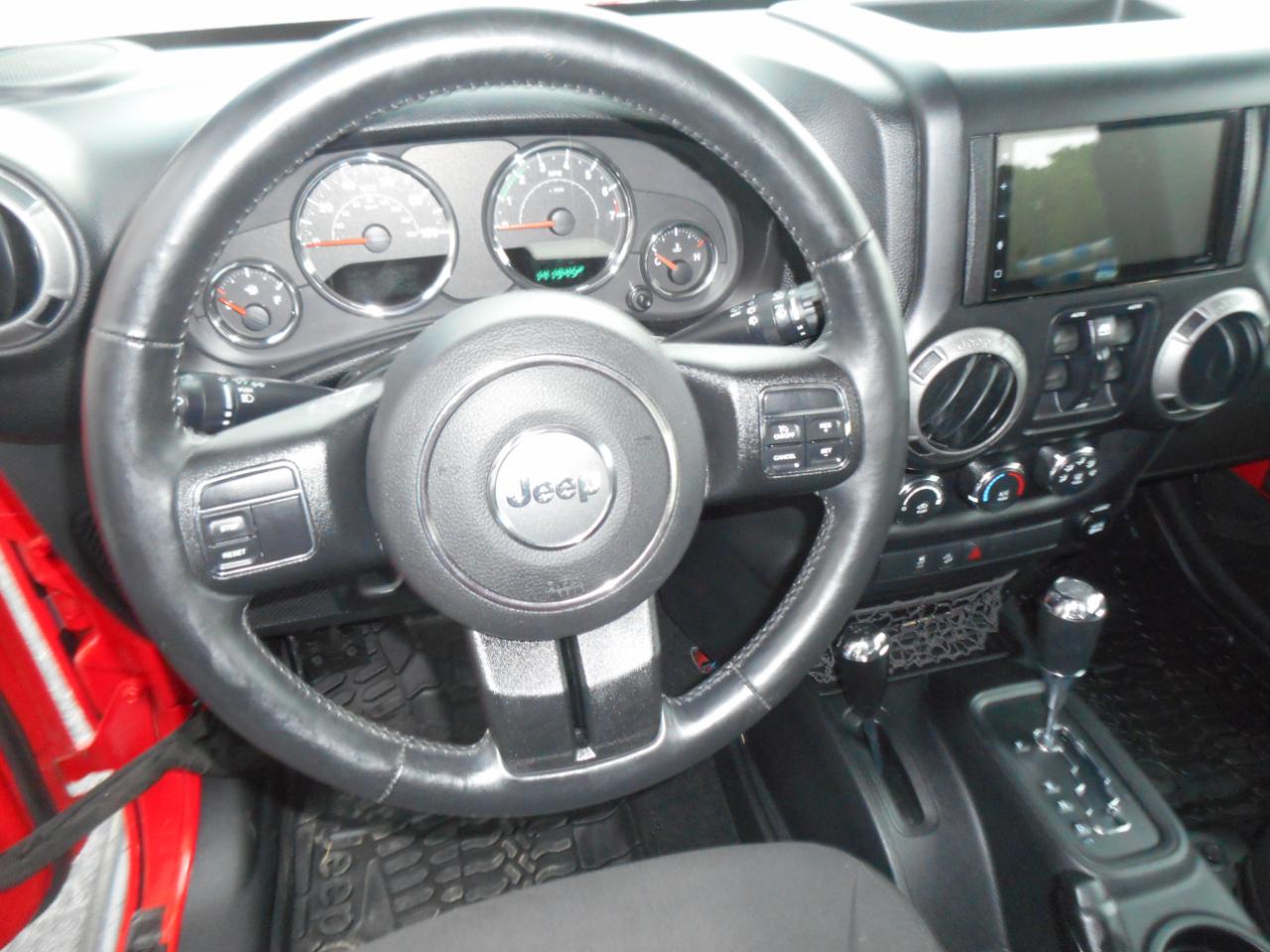 Jeep Wrangler Unlimited 4WD 4dr Sport 2015