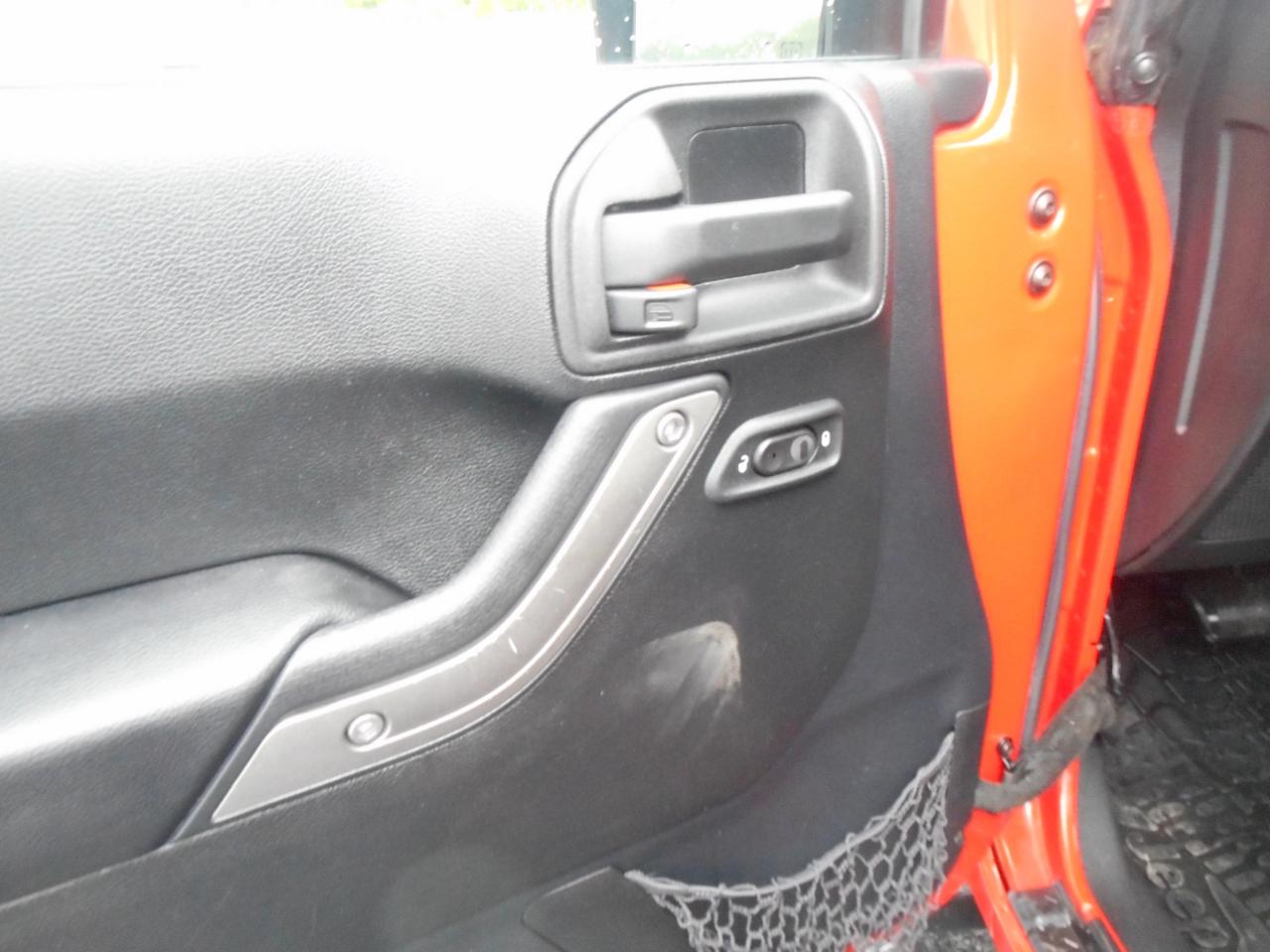 Jeep Wrangler Unlimited 4WD 4dr Sport 2015