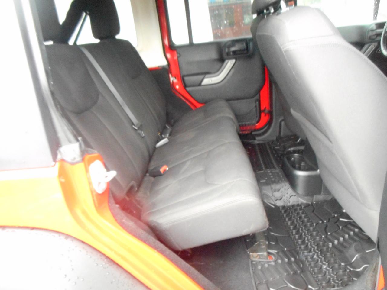 Jeep Wrangler Unlimited 4WD 4dr Sport 2015