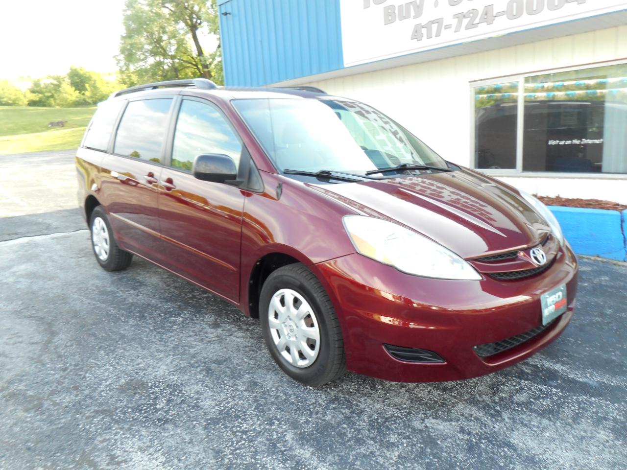 Toyota Sienna 5dr 7-Passenger Van CE FWD (Natl) 2007