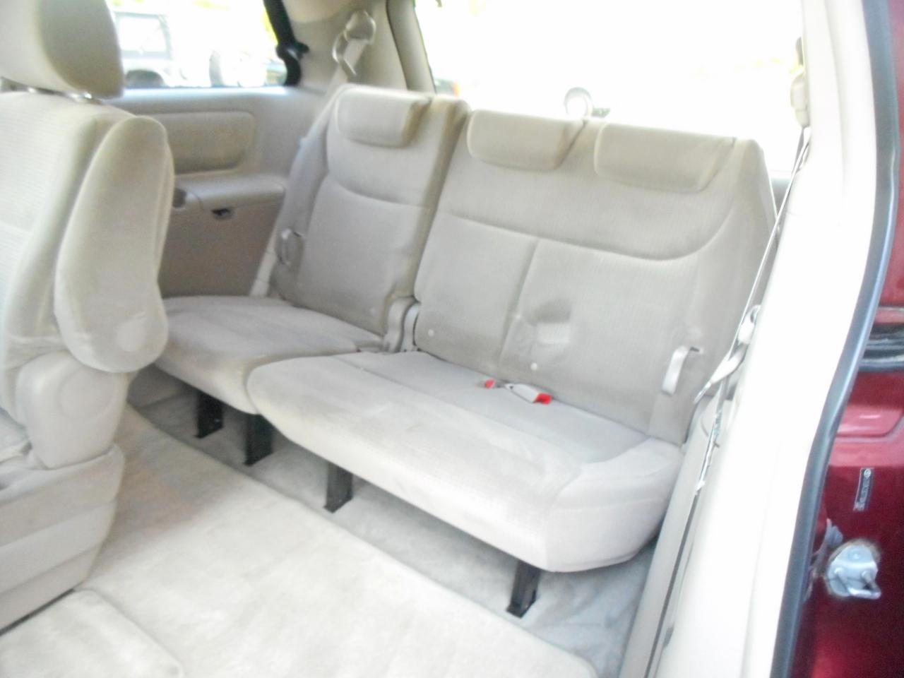 Toyota Sienna 5dr 7-Passenger Van CE FWD (Natl) 2007