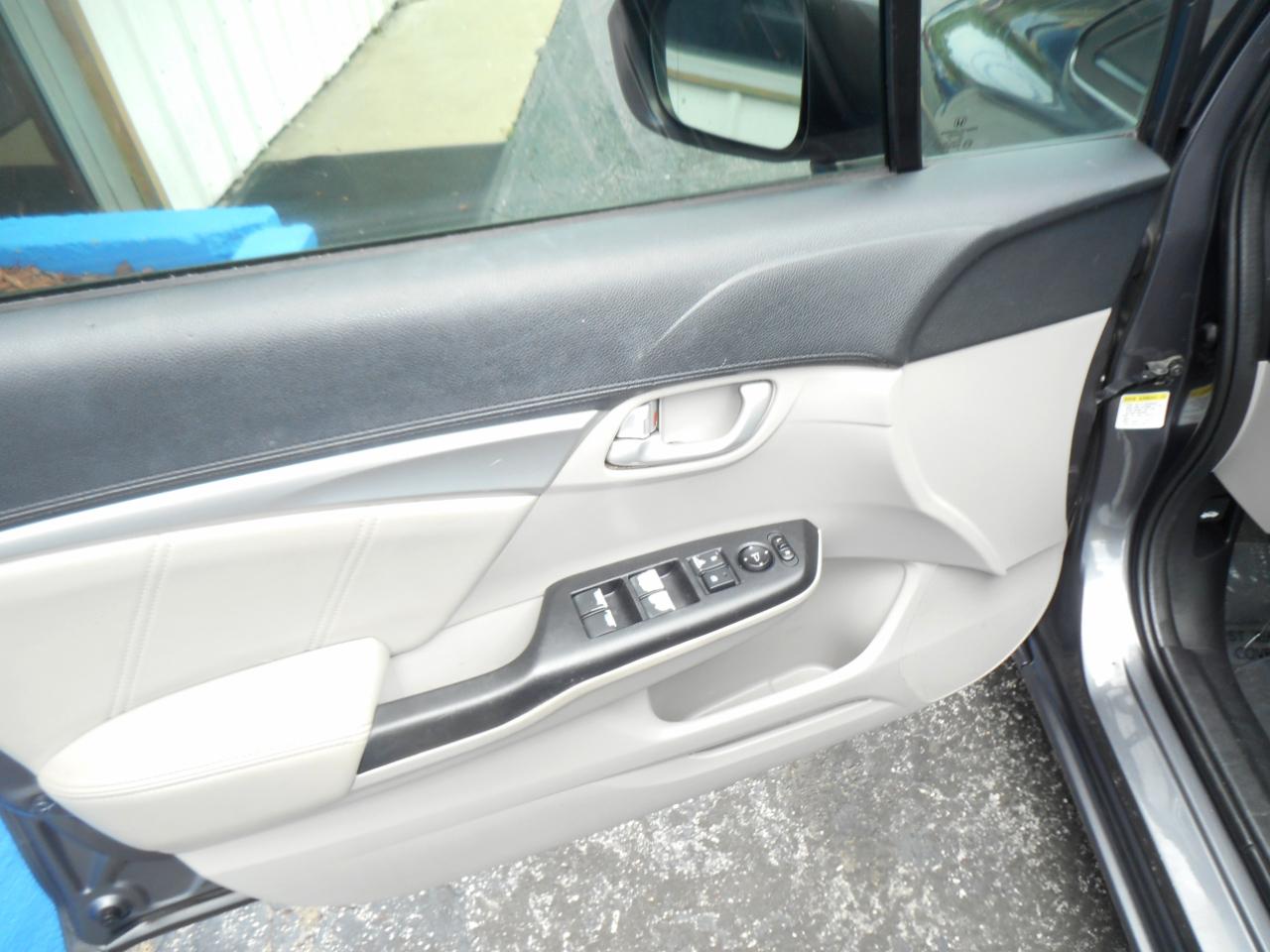 Honda Civic Sedan 4dr CVT EX-L 2015