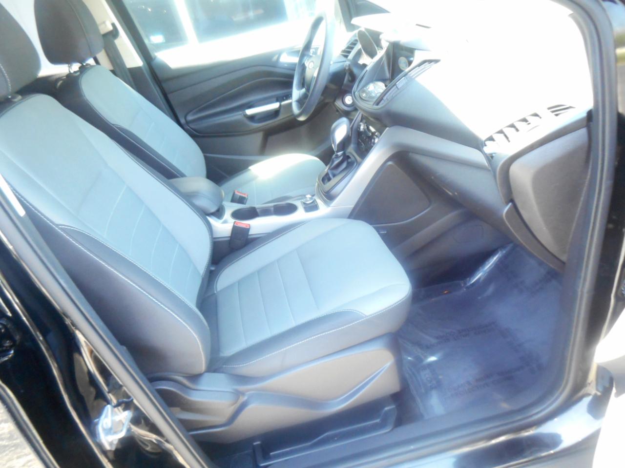 Ford Escape FWD 4dr SE 2016