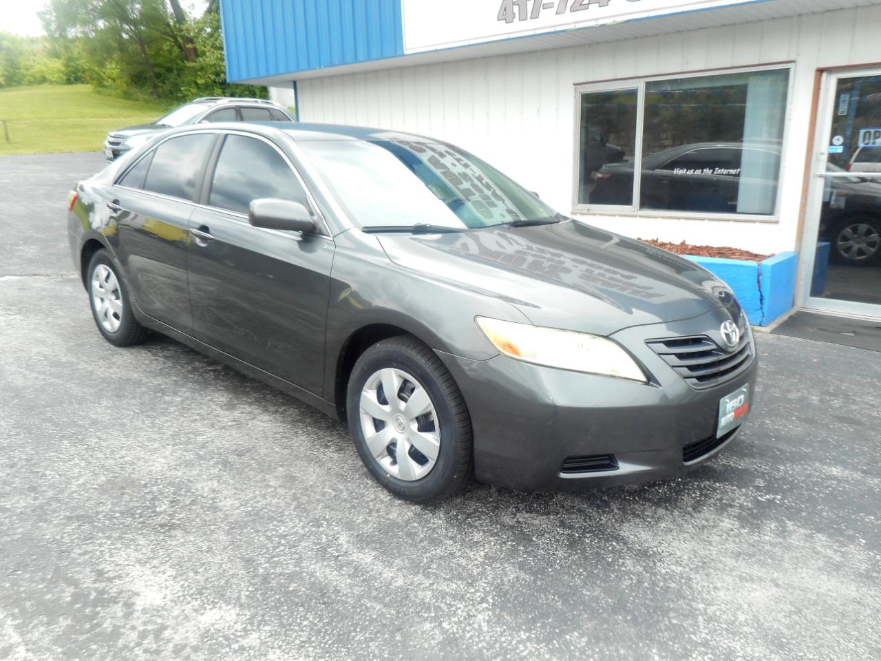 Toyota Camry 4dr Sdn I4 Man LE (Natl) 2008