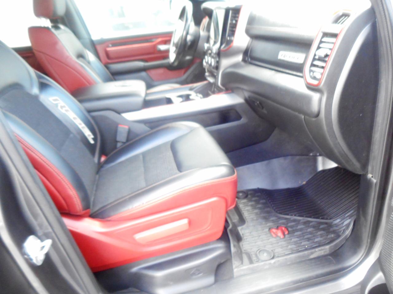 RAM 1500 Rebel 4x4 Crew Cab 5'7" Box 2019