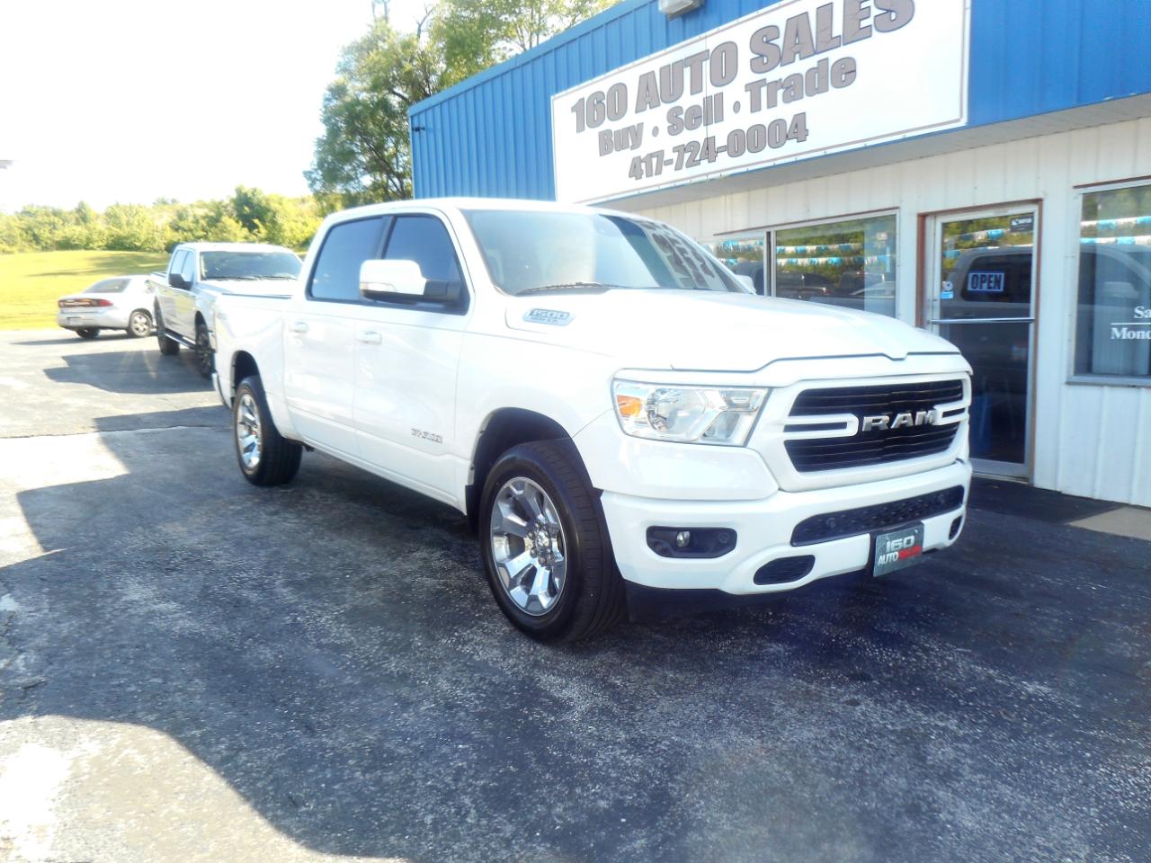 RAM 1500 Big Horn 4x4 Crew Cab 5'7" Box 2020